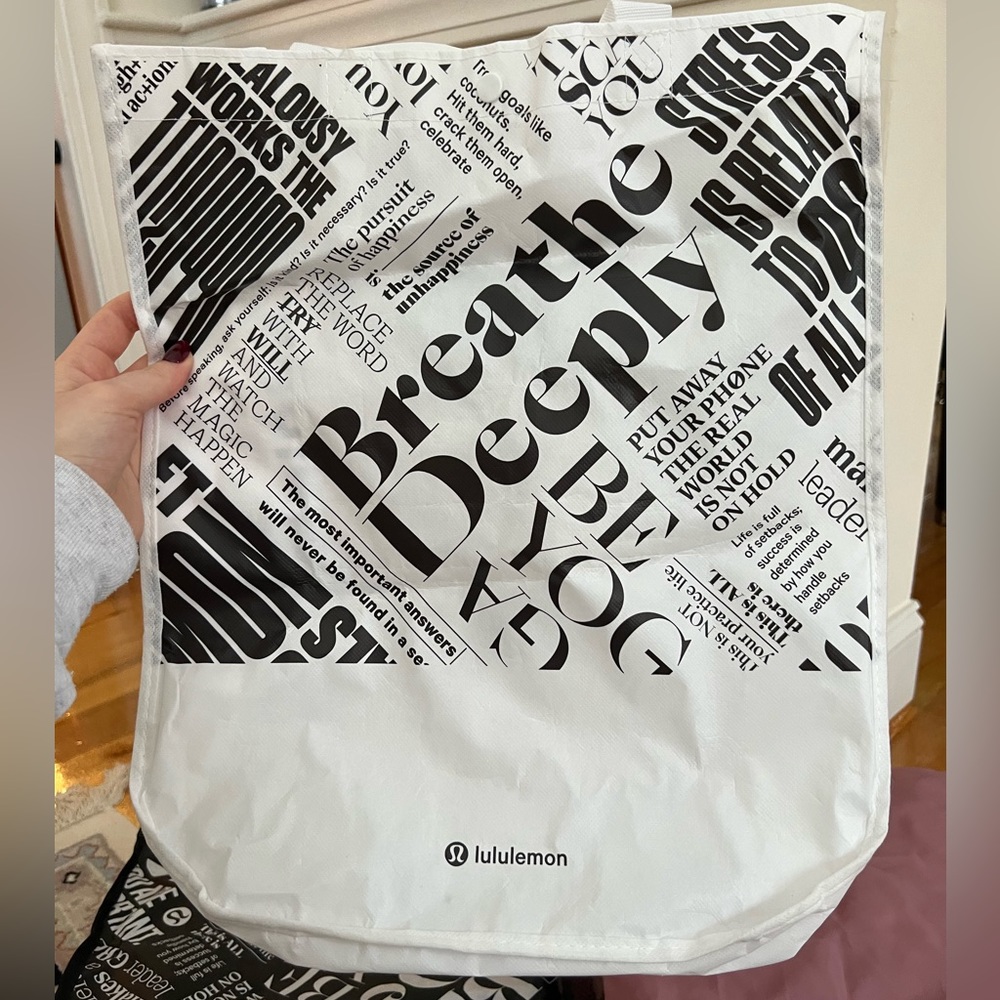 Lululemon large reusable tote bag